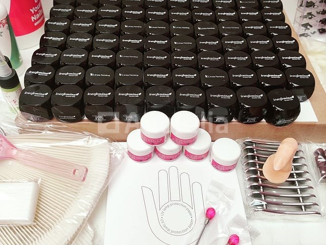 Nagelmateriaal: nail art & uv/led-gels • 435 items • 237 ref. - afbeelding 4 van  15