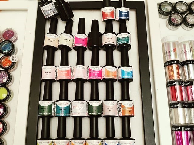 Nagelmateriaal: nail art & uv/led-gels • 435 items • 237 ref. - afbeelding 14 van  15