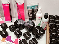 Nagelmateriaal: nail art & uv/led-gels • 437 items • folies - afbeelding 2 van  17
