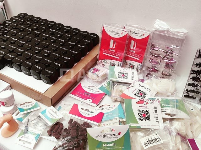 Nagelmateriaal: nail art & uv/led-gels • 437 items • folies - afbeelding 5 van  17