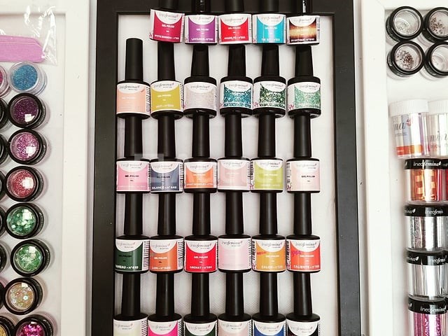 Nagelmateriaal: nail art & uv/led-gels • 437 items • folies - afbeelding 7 van  17