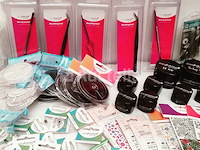 Nagelmateriaal: nail art & uv/led-gels • 437 items • folies - afbeelding 8 van  17