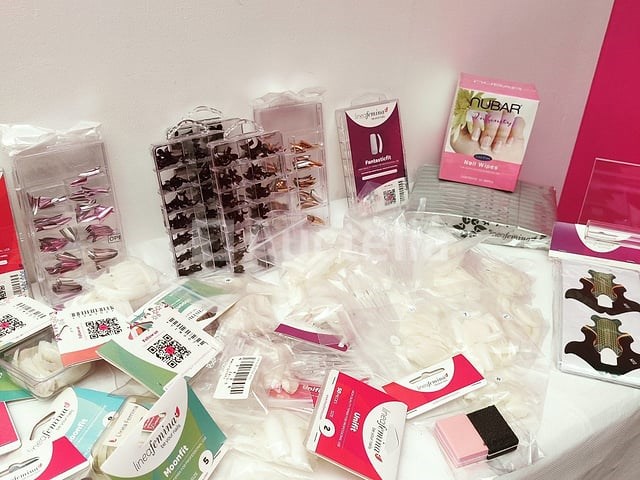 Nagelmateriaal: nail art & uv/led-gels • 437 items • folies - afbeelding 11 van  17