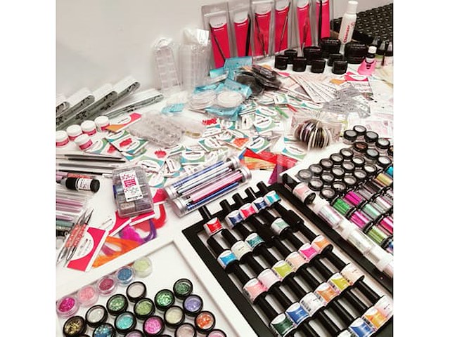 Nagelmateriaal: nail art & uv/led-gels • 446 items • folies - afbeelding 1 van  22