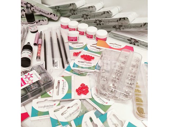Nagelmateriaal: nail art & uv/led-gels • 446 items • folies - afbeelding 14 van  22