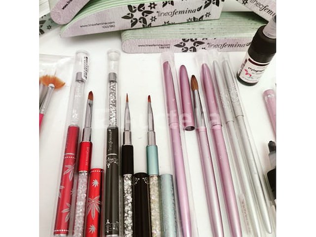 Nagelmateriaal: nail art & uv/led-gels • 446 items • folies - afbeelding 15 van  22