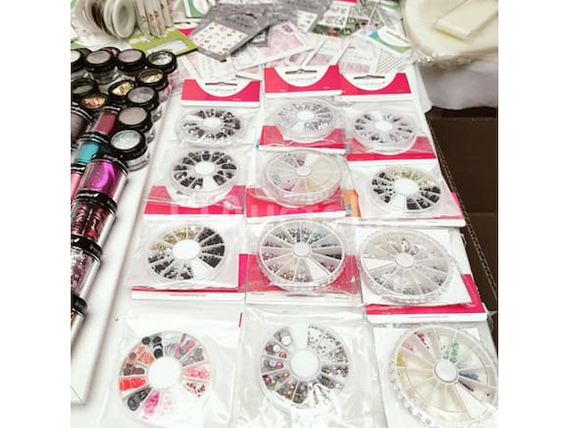 Nagelmateriaal: nail art & uv/led-gels • 449 items • folies - afbeelding 8 van  18