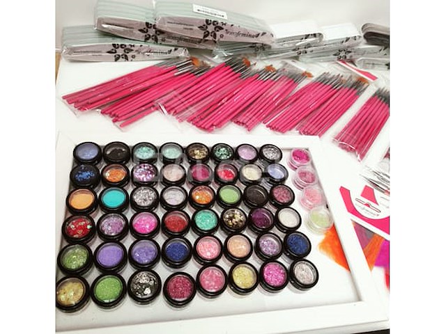 Nagelmateriaal: nail art & uv/led-gels • 449 items • folies - afbeelding 13 van  18