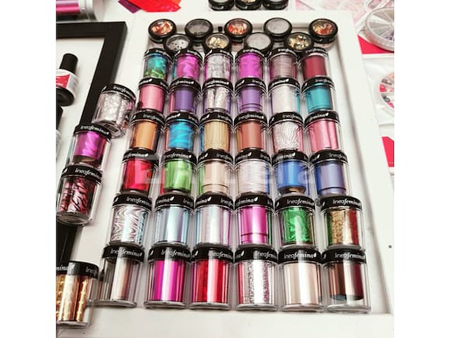Nagelmateriaal: nail art & uv/led-gels • 450 items • folies - afbeelding 12 van  18
