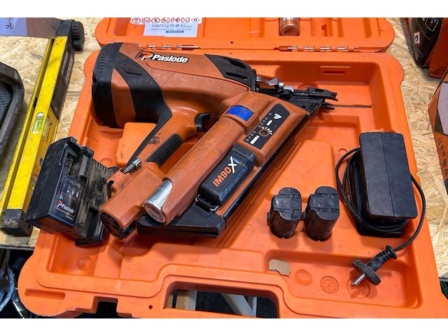 Nagelpistool paslode - afbeelding 1 van  9