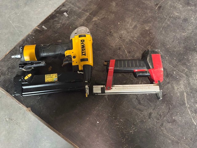 Nagelpistool, tracker - afbeelding 1 van  7