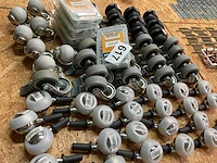 Nagels en zwenkwielen - afbeelding 6 van  7