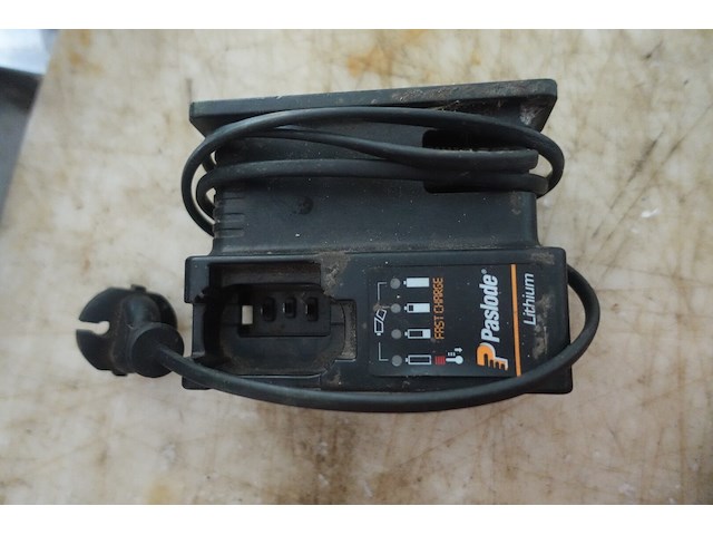 Nagelschieter paslode - afbeelding 2 van  3