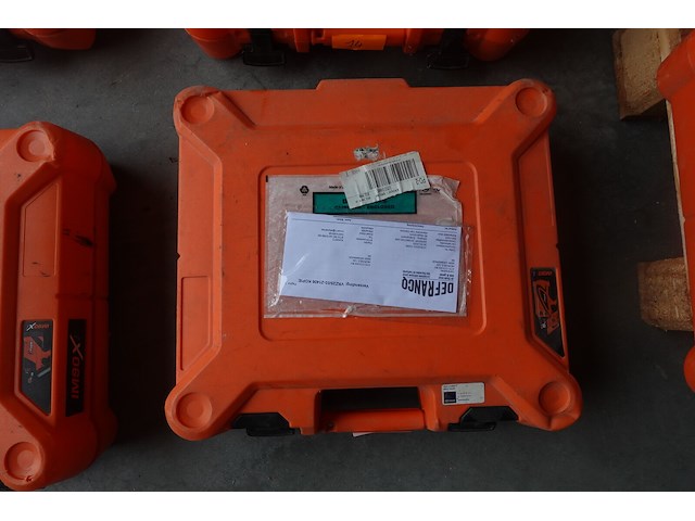 Nagelschieter paslode - afbeelding 2 van  2