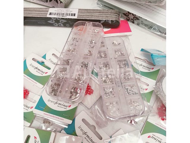 Nagelstock: nail art & uv/led-gels • 349 items • folies - afbeelding 19 van  21