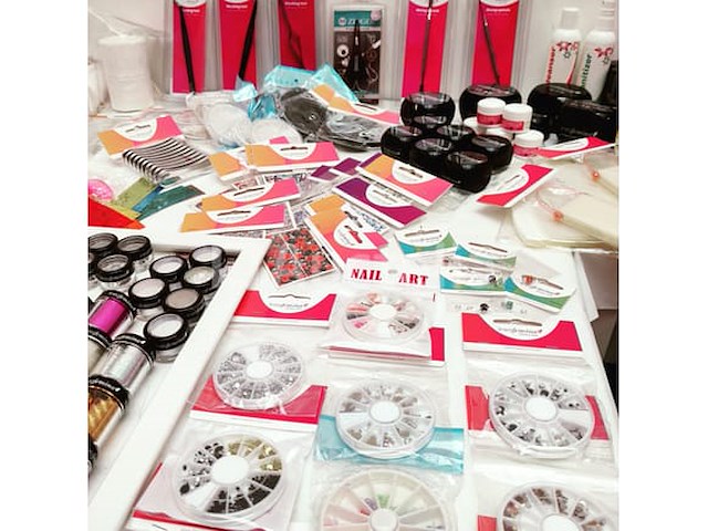 Nagelstock: nail art & uv/led-gels • 385 items • 229 ref. - afbeelding 9 van  15