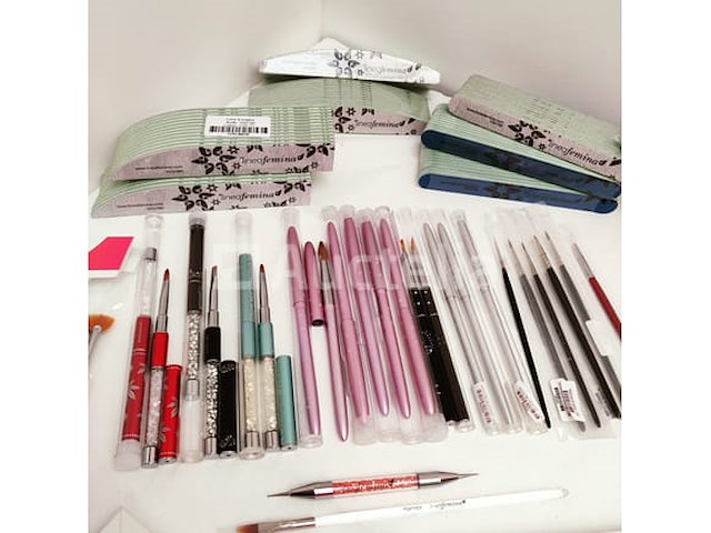 Nagelstock: nail art & uv/led-gels • 385 items • 229 ref. - afbeelding 13 van  15