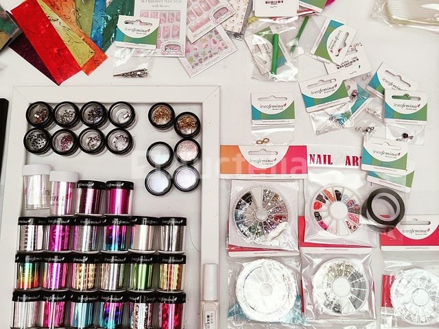 Nagelstock: nail art & uv/led-gels • 389 items • 243 ref. - afbeelding 1 van  14
