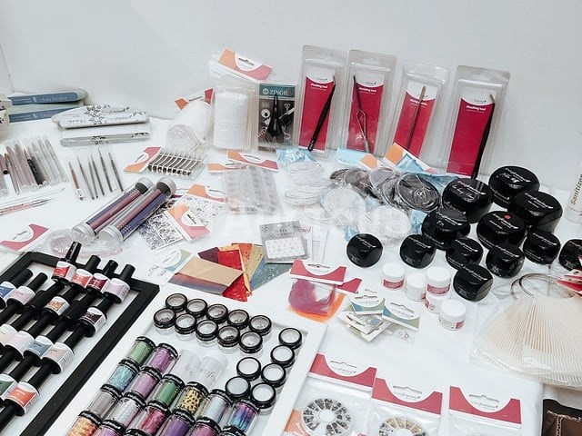 Nagelstock: nail art & uv/led-gels • 390 items • 237 ref. - afbeelding 2 van  15