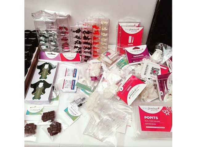 Nagelstock: nail art & uv/led-gels • 392 items • 241 ref. - afbeelding 14 van  14