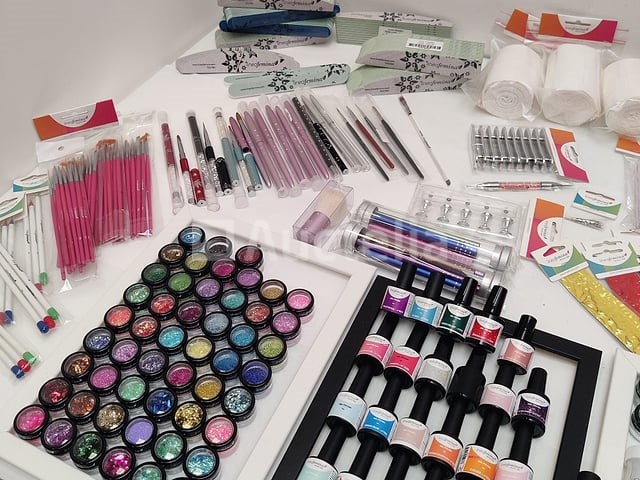Nagelstock: nail art & uv/led gels • 395 items • 240 referentie. - afbeelding 4 van  13