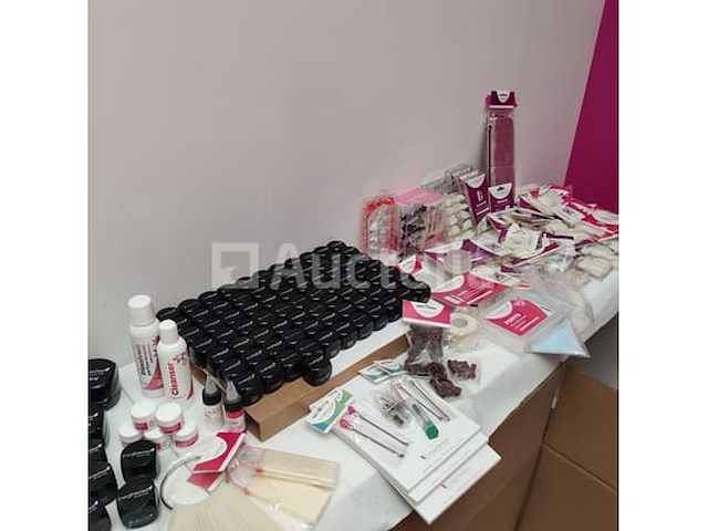 Nagelstock: nail art & uv/led gels • 396 items • 244 ref. - afbeelding 12 van  18