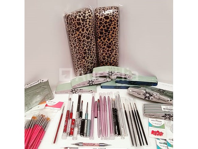 Nagelstock: nail art & uv/led gels • 405 items • folies - afbeelding 1 van  17