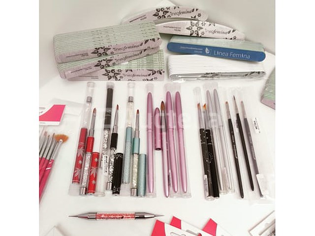 Nagelstock: nail art & uv/led gels • 415 items • folies - afbeelding 1 van  16
