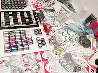 Nagelstock: nail art & uv/led-gels • 418 items • 233 ref. - afbeelding 1 van  23