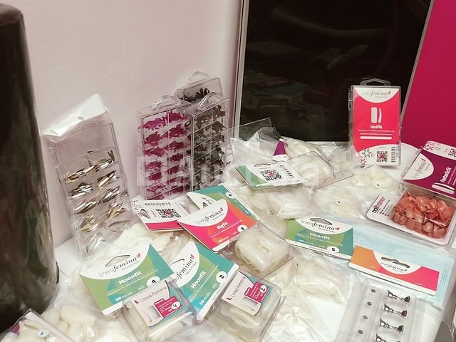 Nagelstock: nail art & uv/led-gels • 418 items • 233 ref. - afbeelding 21 van  23