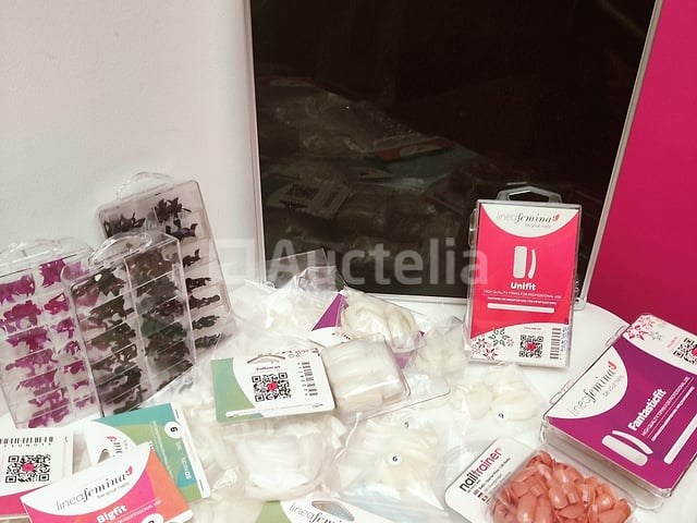 Nagelstock: nail art & uv/led-gels • 418 items • 233 ref. - afbeelding 23 van  23