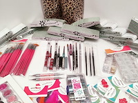 Nagelstock: nail art & uv/led-gels • 480 items • folies - afbeelding 7 van  16