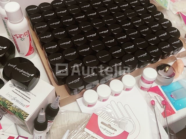 Nagelstock: nail art & uv/led-gels • 490 items • folies - afbeelding 7 van  21