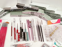 Nagelstock: nail art & uv/led-gels • 494 items • folies - afbeelding 1 van  18