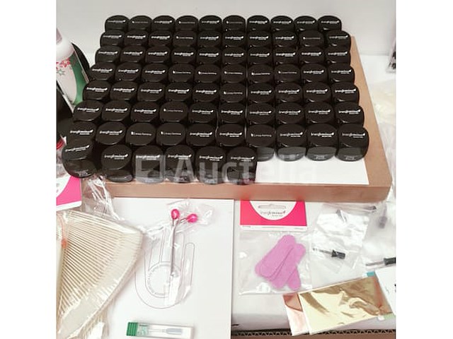Nagelvoorraad - nail art en uv-led-gels - 409 items - 228 ref. - afbeelding 9 van  21