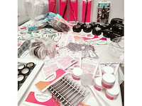 Nagelvoorraad - nail art en uv-led-gels - 409 items - 228 ref. - afbeelding 11 van  21