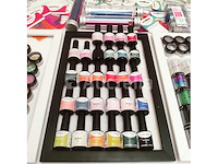 Nagelvoorraad - nail art en uv-led-gels - 409 items - 228 ref. - afbeelding 1 van  21