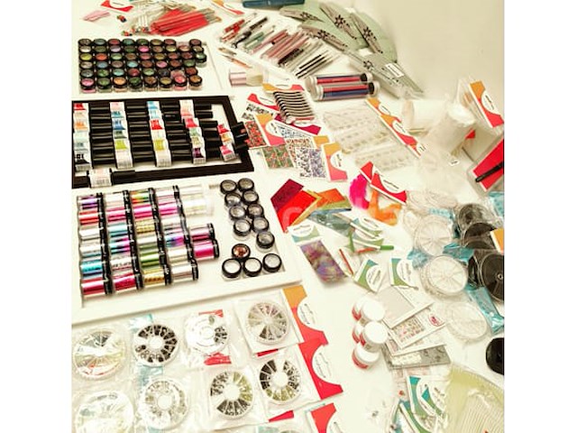 Nagelvoorraad: nail art & uv/led gels • 383 items • 235 ref. - afbeelding 1 van  14