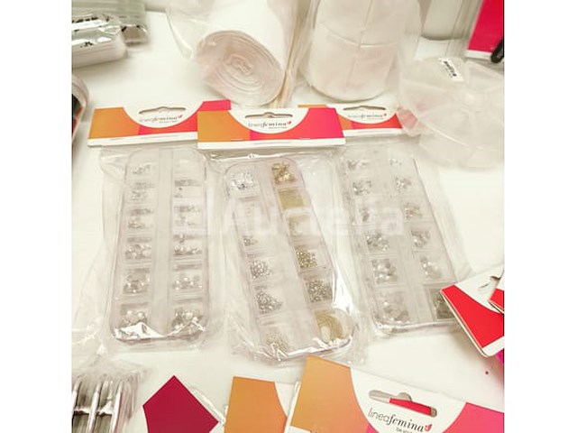 Nagelvoorraad: nail art & uv/led gels • 383 items • 235 ref. - afbeelding 12 van  14