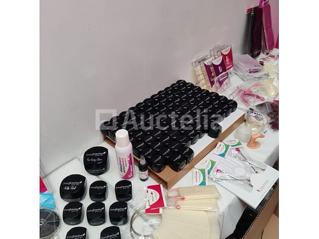 Nagelvoorraad: nail art & uv/led gels • 385 items • 241 ref. - afbeelding 12 van  24