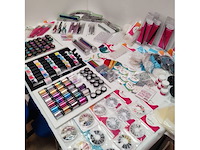 Nagelvoorraad: nail art & uv/led gels • 385 items • 241 ref. - afbeelding 21 van  24