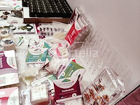 Nagelvoorraad: nail art & uv/led-gels • 388 items • 246 ref. - afbeelding 7 van  9