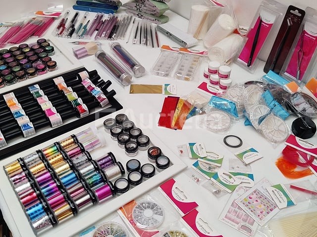 Nagelvoorraad: nail art & uv/led-gels • 389 items • 235 ref. - afbeelding 13 van  29