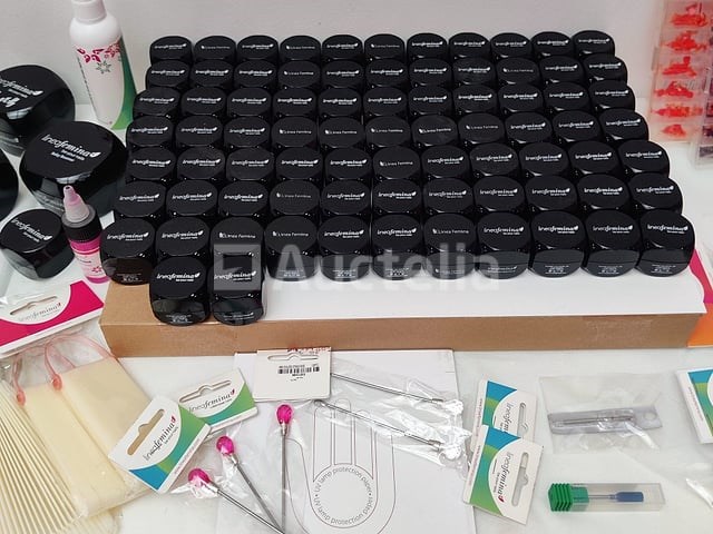 Nagelvoorraad: nail art & uv/led-gels • 389 items • 235 ref. - afbeelding 25 van  29