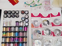 Nagelvoorraad: nail art & uv/led-gels • 389 items • 235 ref. - afbeelding 27 van  29