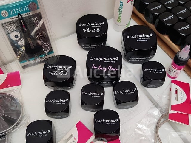 Nagelvoorraad: nail art & uv/led-gels • 389 items • 235 ref. - afbeelding 28 van  29