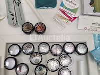Nagelvoorraad: nail art & uv/led-gels • 389 items • 244 ref. - afbeelding 8 van  13