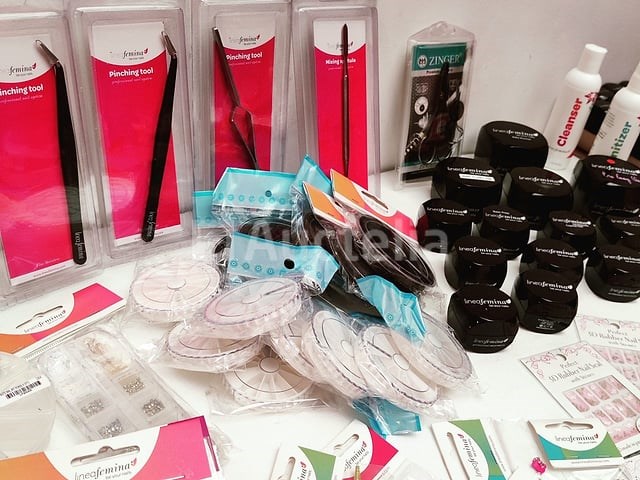 Nagelvoorraad: nail art & uv/led-gels • 390 items • 241 ref. - afbeelding 3 van  13