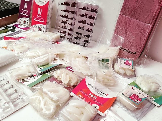 Nagelvoorraad: nail art & uv/led-gels • 390 items • 241 ref. - afbeelding 4 van  13
