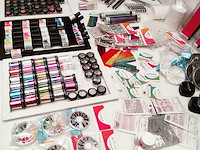 Nagelvoorraad: nail art & uv/led-gels • 390 items • 241 ref. - afbeelding 1 van  13